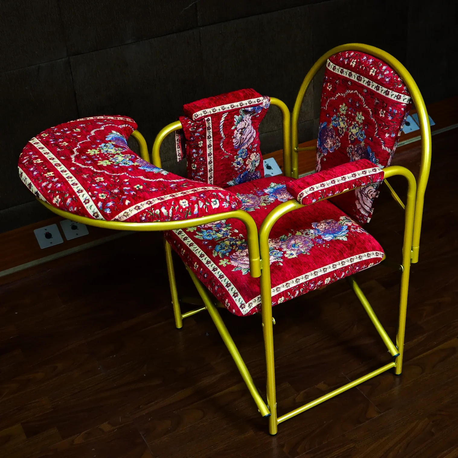 Prayer Chair for Salah, Quran Study & Daily Worship | Comfortable Islamic Seating for Elderly & Adults | RED | BLUE | GREEN