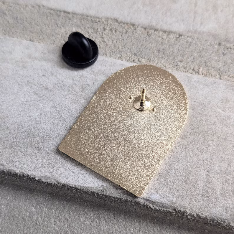 Metal pin badge 