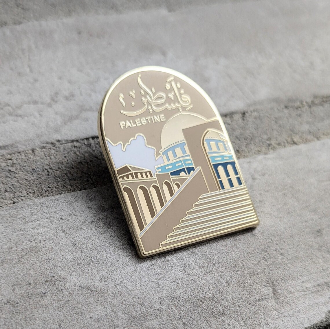 Al Aqsa Gold Metal Pin Badge | Premium Islamic Lapel Brooch | Gold Enamel Muslim Fashion Accessory