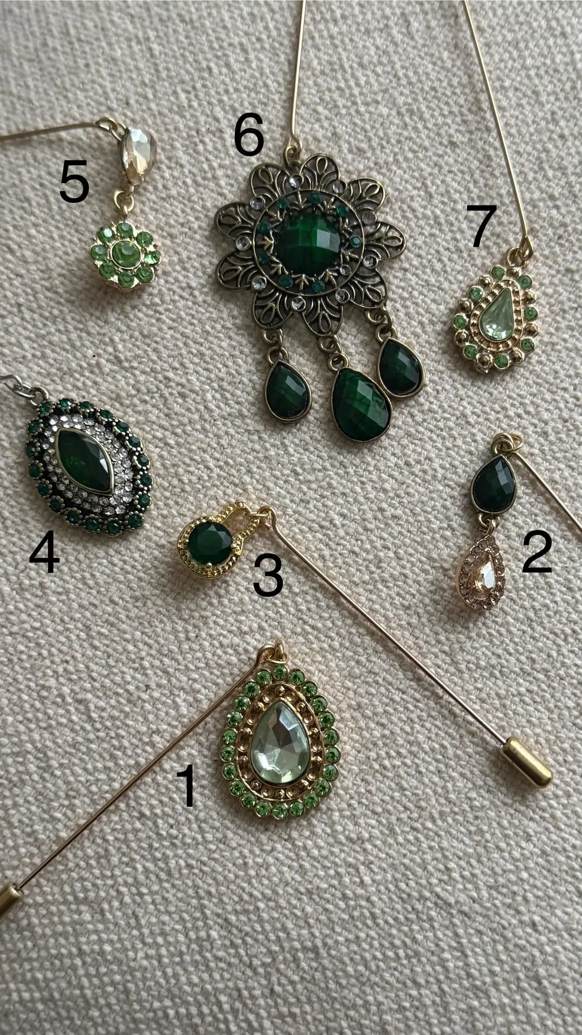 Green shaded hijab pins