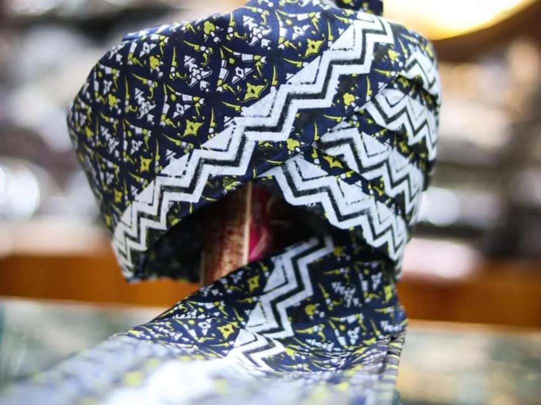 Azhari Imama Black & White  | Premium Islamic Turban | Traditional Prayer Headwear for Men